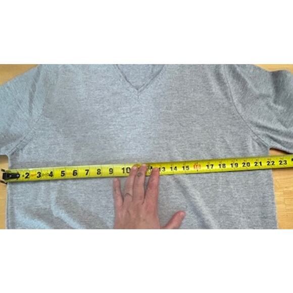 Stenstroms Thin Knit V-Neck Light Gray Mens Sweater 100% MERINO Size L - Picture 5 of 11